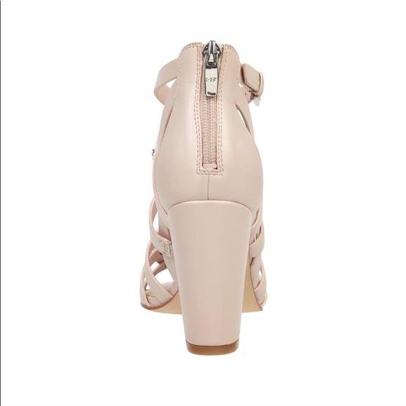 Sandals - Picture 4 of 4